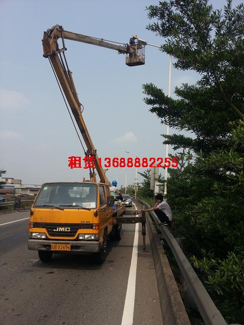 路燈維修車出租案例